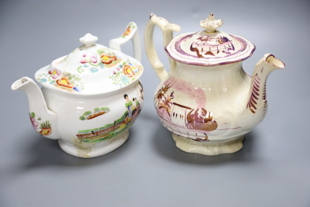 Early 19th century English table ware including Newhall type teapot